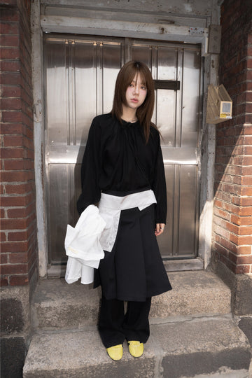 RIBBON SHIRRING BLOUSE